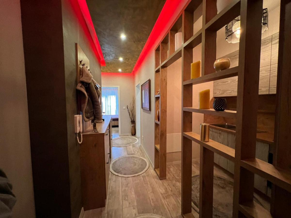 Luxurious Apartment With City View 普里什蒂纳 外观 照片